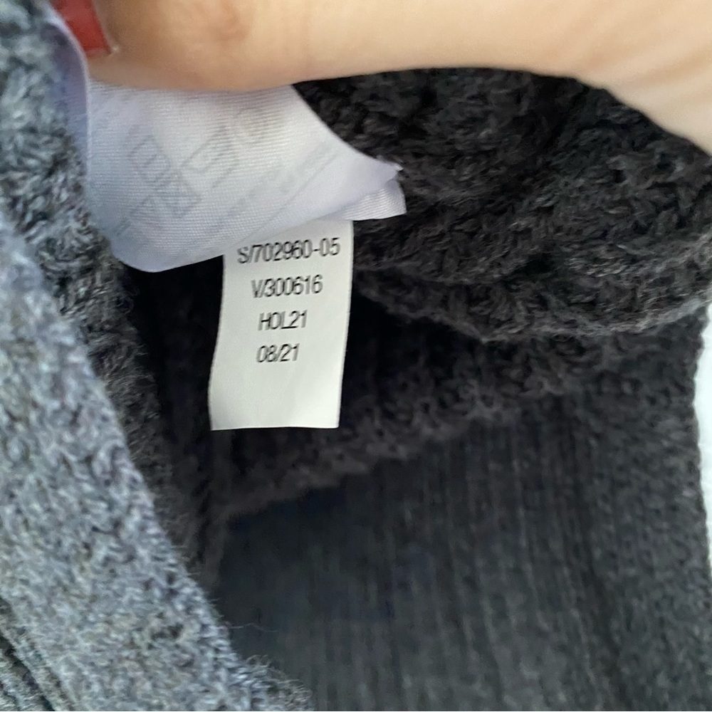 Banana Republic Women's Gray Cable Knit Sweater Size Small - Picture 4 of 6